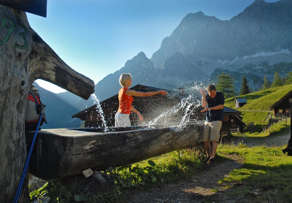 Bio-Holzhaus Und Landhaus Heimat Ramsau am Dachstein Kültér fotó
